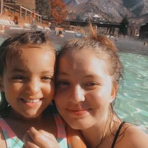 Meet your Posher, Arielle